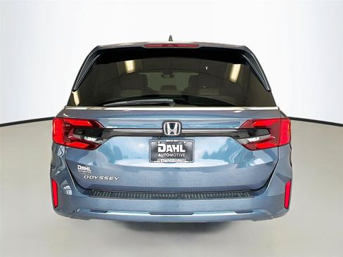 Certified 2025 Honda Odyssey EX-L image 12