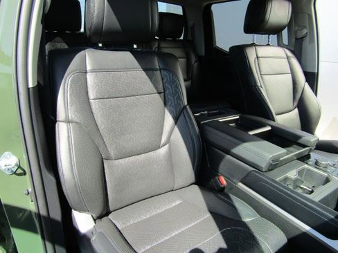 Used 2022 Toyota Tundra CrewMax w/ TRD Off-Road Pkg w/ TRD Off-Road Premium Package AWD/4WD image 14