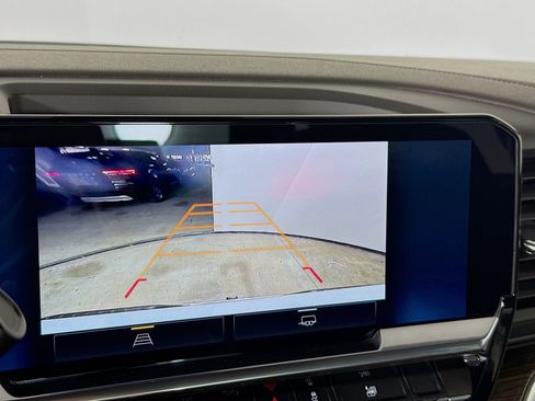 Used 2024 Chevrolet Silverado 1500 LT w/ Protection Package image 16