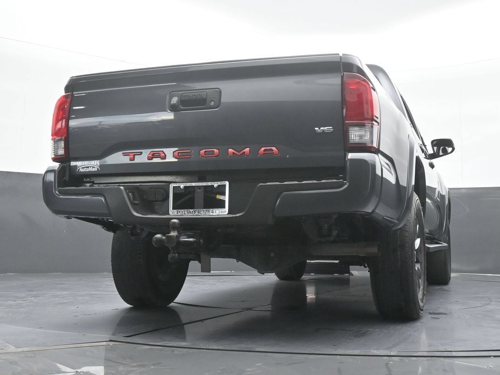 Used 2022 Toyota Tacoma SR5 w/ Technology Package RWD image 60
