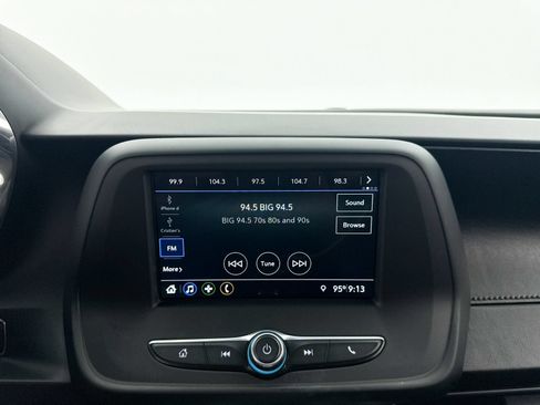 Used 2019 Chevrolet Camaro LT RWD image 4