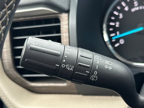 Used 2023 Ford Expedition Max Limited image 37