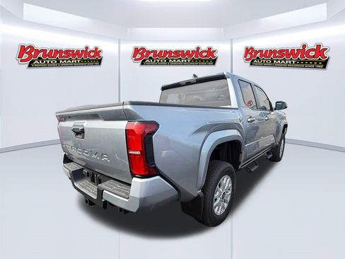 New 2026 Toyota Tacoma SR5 AWD/4WD image 3