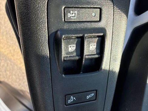 Used 2025 RAM ProMaster 2500 w/ Convenience Group image 30