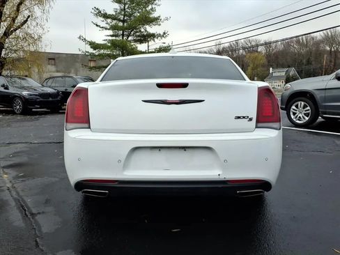 Used 2022 Chrysler 300 S image 4