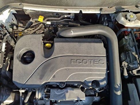 Certified 2024 Chevrolet Equinox RS image 22