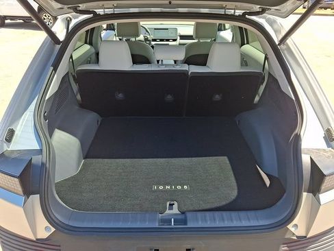Used 2023 Hyundai Ioniq 5 SEL RWD image 31