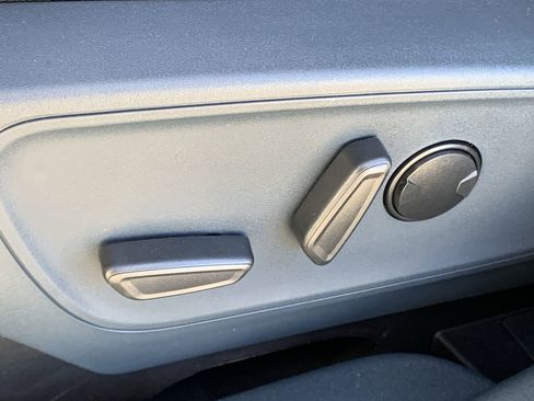 New 2025 Ford Maverick XLT w/ XLT Luxury Package image 21