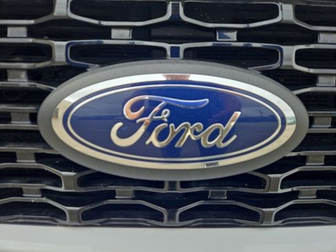 Used 2021 Ford F150 XL w/ STX Appearance Package RWD image 11