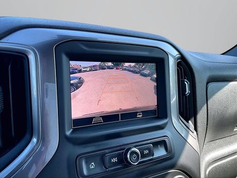 Used 2022 Chevrolet Silverado 1500 Custom Trail Boss AWD/4WD image 23