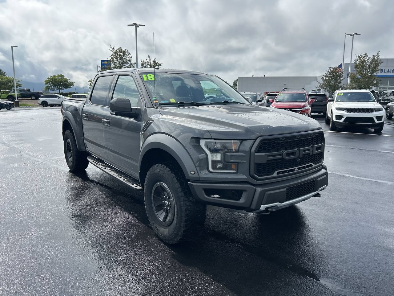Used 2018 Ford F150 Raptor w/ Equipment Group 802A Luxury AWD/4WD image 1