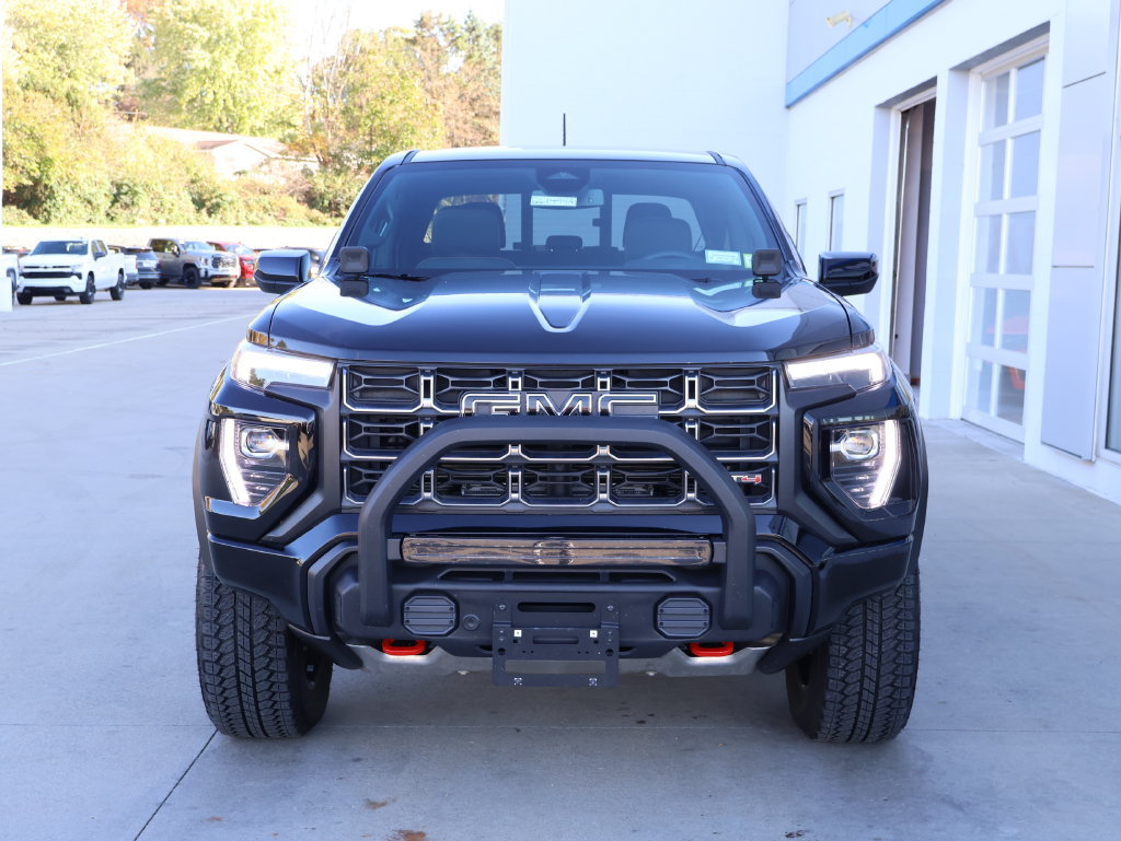 Used 2026 GMC Canyon AT4 w/ Off-Road Front Bumper Package AWD/4WD image 5
