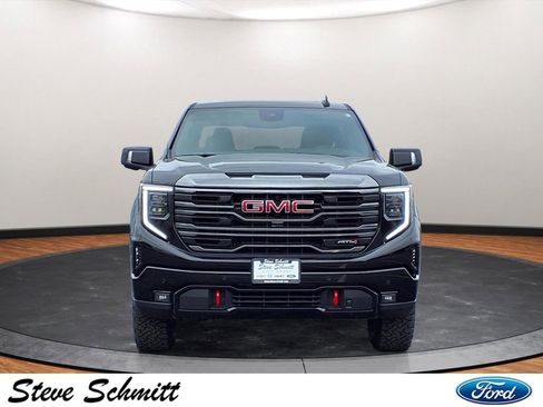 Used 2024 GMC Sierra 1500 AT4 w/ Technology Package AWD/4WD image 25