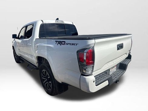 Used 2021 Toyota Tacoma TRD Sport w/ Technology Package image 6