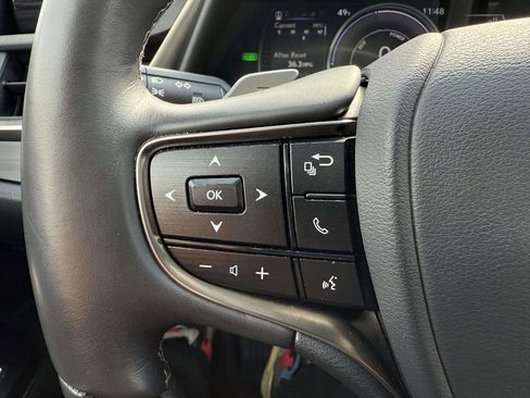 Used 2021 Lexus ES 300h w/ Premium Package image 22