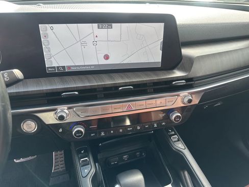 Used 2023 Kia Telluride SX Prestige image 16