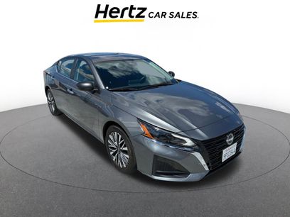 Used 2025 Nissan Altima 2.5 SV