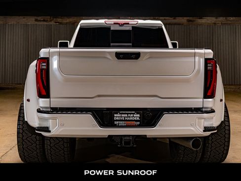 Used 2024 GMC Sierra 3500 Denali w/ Denali Reserve Package image 7