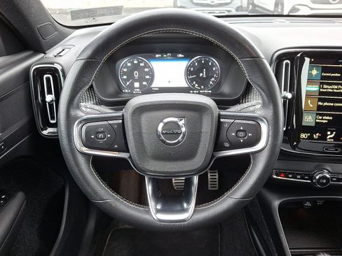 Used 2021 Volvo XC40 T5 R-Design w/ Climate Package image 20