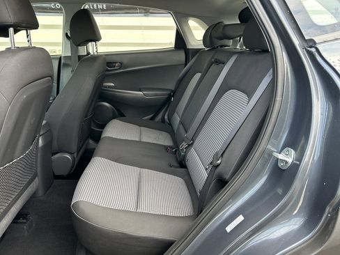 Used 2019 Hyundai Kona SE image 11