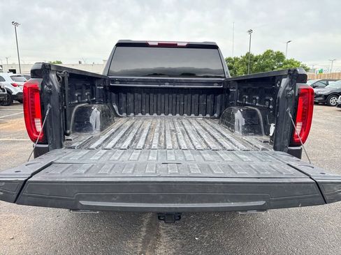 Used 2022 GMC Sierra 1500 SLT w/ X31 Off-Road Package AWD/4WD image 51