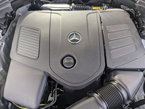 New 2026 Mercedes-Benz GLC 300 image 16