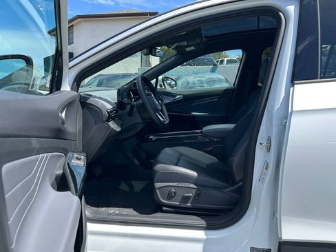 Used 2023 Volkswagen ID.4 Pro S Plus RWD image 11
