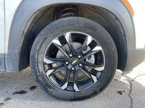 Used 2023 Chevrolet TrailBlazer LT image 30