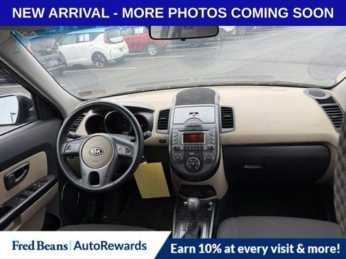 Used 2011 Kia Soul ! image 11