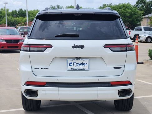 Used 2023 Jeep Grand Cherokee L Summit AWD/4WD image 6