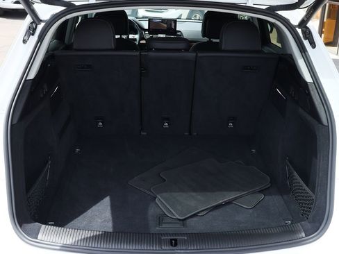 Used 2022 Audi Q5 2.0T Premium Plus image 24