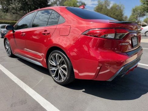 Used 2020 Toyota Corolla XSE FWD image 3