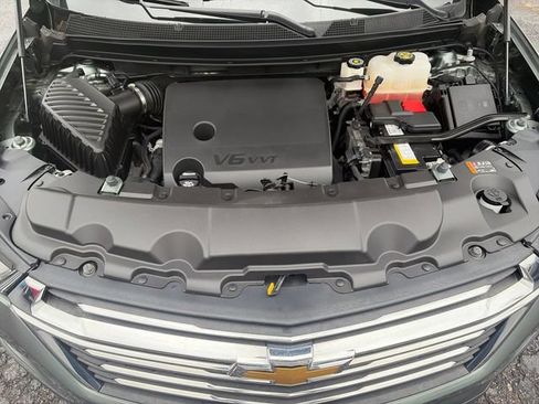 Used 2023 Chevrolet Traverse LT w/ LPO, Floor Liner Package AWD/4WD image 22