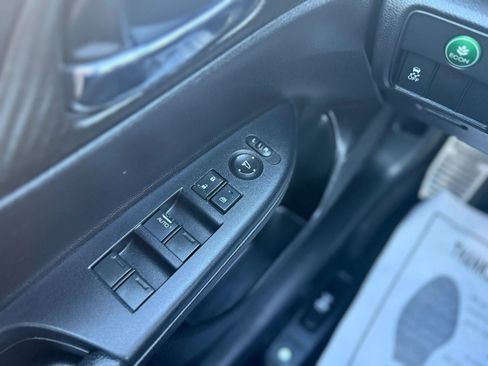 Used 2017 Honda Accord Sport image 21