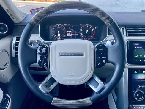 Used 2020 Land Rover Range Rover Autobiography image 21