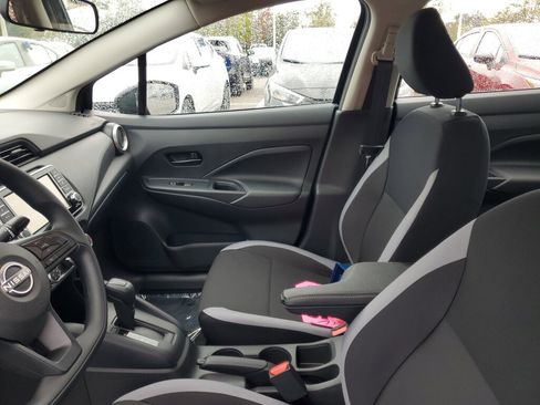 New 2025 Nissan Versa S w/ Trunk Package FWD image 17