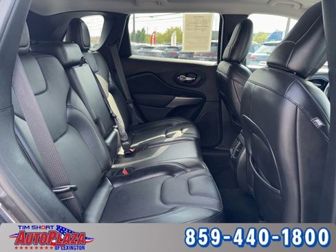 Used 2021 Jeep Cherokee Latitude Lux w/ Trailer Tow Group image 39