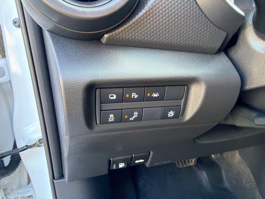 Used 2023 Nissan Kicks S FWD image 15