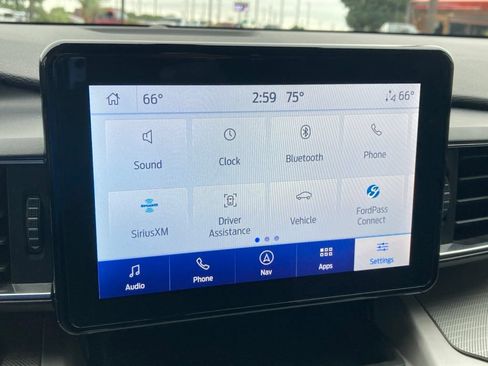 Used 2023 Ford Explorer XLT w/ Equipment Group 202A RWD image 26