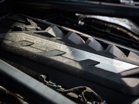 Used 2025 Chevrolet Corvette Stingray Preferred Cpe w/ Z51 Performance Package image 40