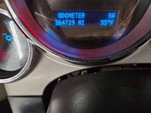 Used 2010 GMC Sierra 2500 SLE image 12