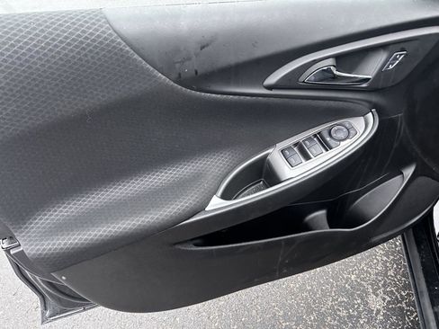 Used 2025 Chevrolet Malibu LS image 10