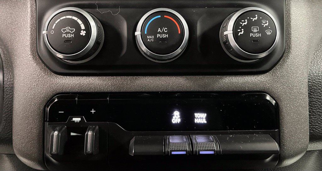 Used 2022 RAM 1500 Tradesman AWD/4WD image 39