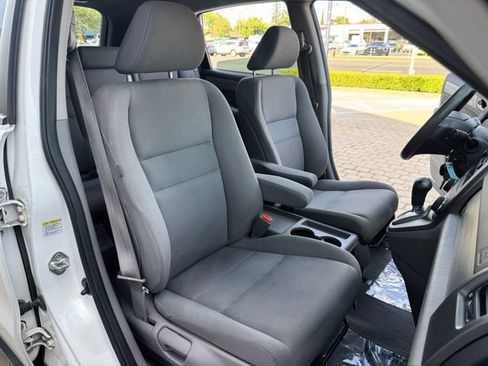 Used 2010 Honda CR-V LX image 14