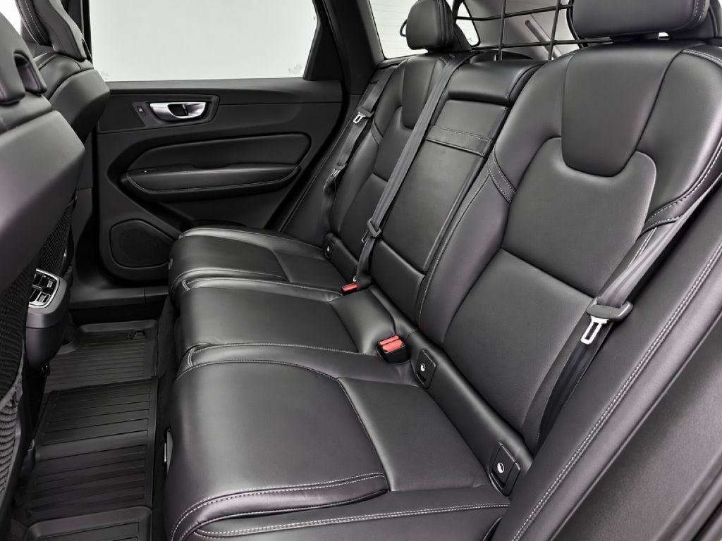 Used 2022 Volvo XC60 B6 Inscription w/ Advanced Package AWD/4WD image 22