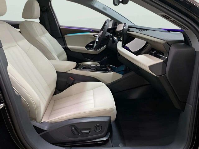 Used 2025 Audi A6 e-tron Premium Plus w/ Premium Plus RWD image 25