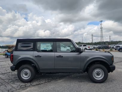 New 2025 Ford Bronco 4-Door