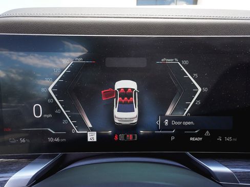 Used 2025 BMW i7 xDrive60 AWD/4WD image 23