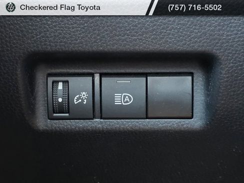 Used 2023 Toyota RAV4 LE image 10