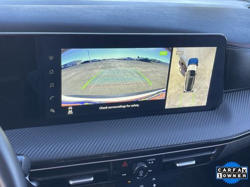 Certified 2025 Nissan Kicks SR image 28